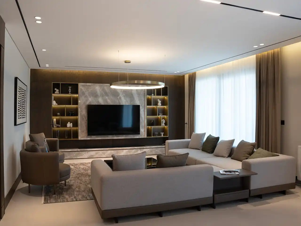Lighting & Ambiance