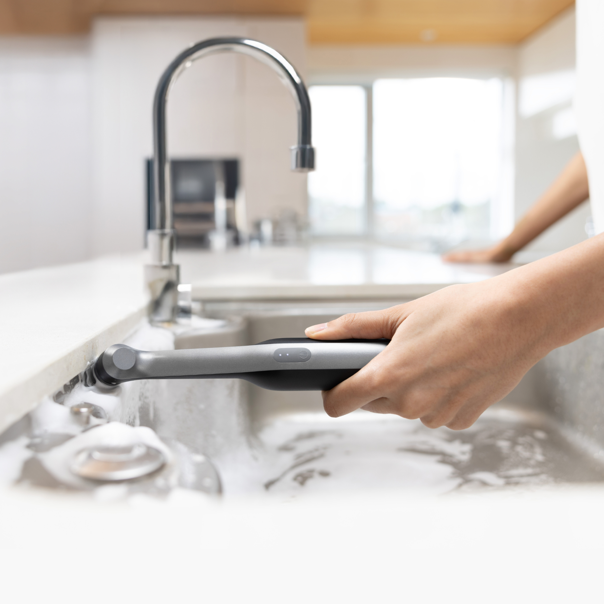 HOTO Wand™ Cordless Spin Scrubber - view 2