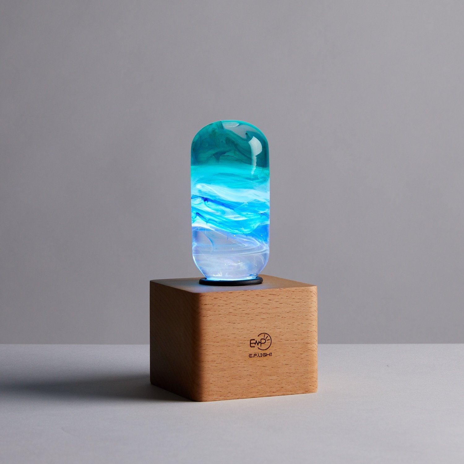Prairie LED Table Lamp – Eco-Friendly Resin & Beech Wood